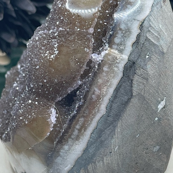 Chocolate Amethyst Cut Base - Picture 5 of 10